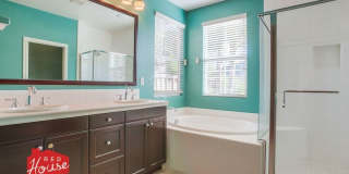 2711 Ascot Ave. Gallery 17