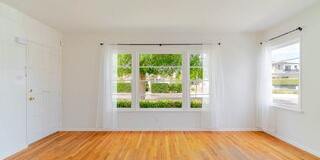 4950 Newcastle Avenue Gallery 8