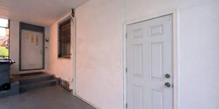 3215 SUMMER Street Gallery 62