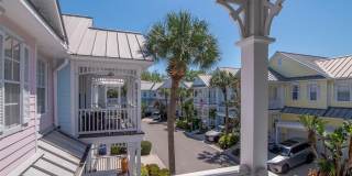 947 HEMINGWAY CIRCLE Gallery 51