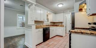 Freshly Updated 3 Bedroom House Gallery 4