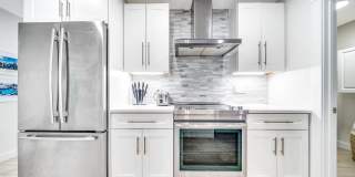 6 Northeast 19th Street Gallery 4