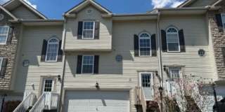 3 Bedroom/2.5 Bath Townhome in Export, PA Gallery 1