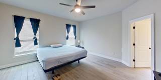 3/2 fully fenced home in Lafayette Landing Gallery 12