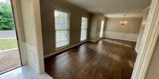 2420 STRATFIELD Dr Gallery 7