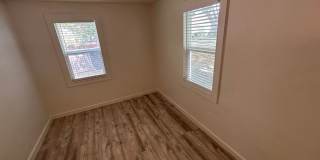 Cute 3 Bedroom, 1 Bathroom House on Sunset Hill! Gallery 18