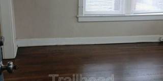 108 N Indiana Gallery 17