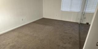 1704 Summit Pointe Gallery 8