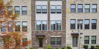Spacious 4BR 3BA Townhome Gallery 1