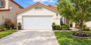 Beautiful Single Story Three Bedroom Home! Gallery 1