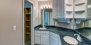 Beautifully updated 4 bedroom home in Southbridge, Waunakee Gallery 30