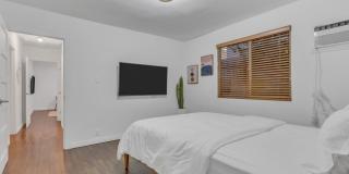 1006 N Crescent Heights Blvd Gallery 20