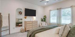 2217 Forest Hill Lane Gallery 21