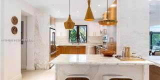 5911 Alton Rd MIAMI BEACH, FL 33140 Gallery 24