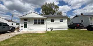 ***NEW ON THE MARKET 4 BEDROOM POINT PLACE HOME....DRIVE BY TO CHECK IT OUT*** ***NEW ON THE MARKET 4 BEDROOM POINT PLACE HOME....DRIVE BY TO CHECK IT OUT*** Gallery 1