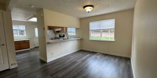 Updated 2 Bedroom w/ a Loft, 2 story Updated 2 Bedroom w/ a Loft, 2 story Gallery 7