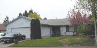 Charming Single-Level Home in Desirable Felida – 4 Bed, 2 Bath Gallery 1