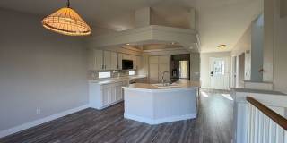Spacious and Bright 3BD Home in Denver - Available Now Gallery 6