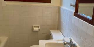 Open & Bright! 3 bedroom duplex Gallery 13