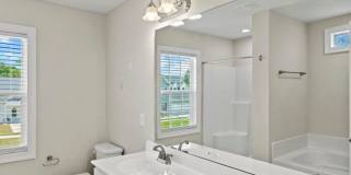 $500 off 1st Month's Rent! Convenience to Camp Lejeune! Gallery 14