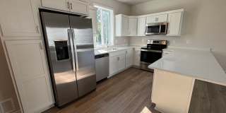 NEW CONSTRUCTION - 3 bed/2 bath townhomes Gallery 1