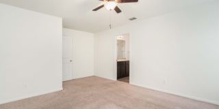3923 Southton View Gallery 12