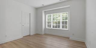 Nippers Corner Condo Gallery 25