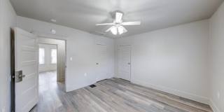960 Eastern Avenue Gallery 12