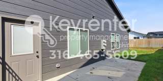 New 3-Bedroom Duplex with 2-Car Garage, Fenced Yard & Lawn Care Included Gallery 4