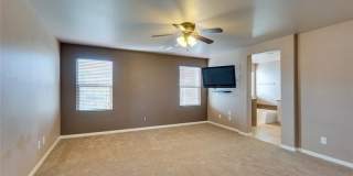 1077 Hickory Park Street Gallery 10