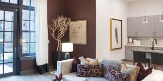 The Guild Gallery 13