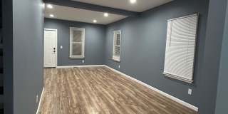 211 Grand Avenue Gallery 1