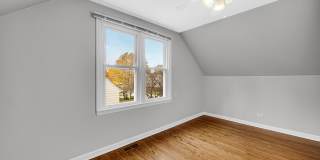 6661 Glenview Drive Gallery 16