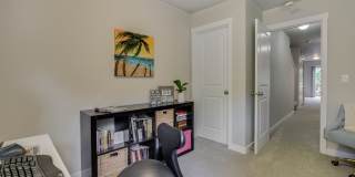 Spacious Happy Valley Townhome Featuring Three Bedrooms, Two Balconies & Attached Garage Spacious Happy Valley Townhome Featuring Three Bedrooms, Two Balconies & Attached Garage Gallery 15