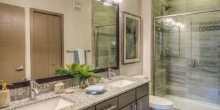 The Strand Gallery 10