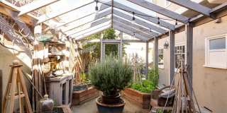 427 12th St Gallery 17