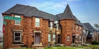 1946 Ewald Circle Gallery 1
