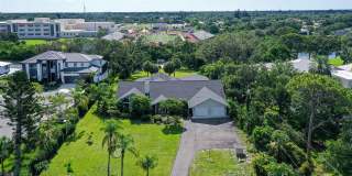 4935 RIVERWOOD AVENUE Gallery 1