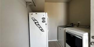 7545 Mount Vernon Gallery 34