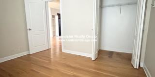 7460 North Greenview Gallery 10