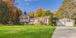 563 Hughes Dr Gallery 1