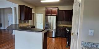 647 Maple Grove Way Gallery 11