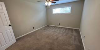 2 Bed 1 Bath condo in gated community! Gallery 7