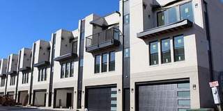 Townhouse For Rent - 1345 Keosauqua Way Gallery 18