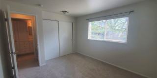 1bedroom in quiet residential setting.  W/D in unit Gallery 8