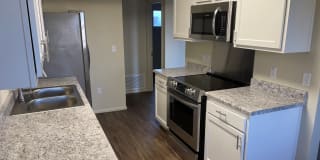 Tropicana Apartments Gallery 3
