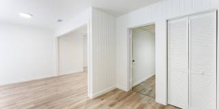 2712 37th Street Gallery 18