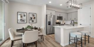 The Hillburn Gallery 21