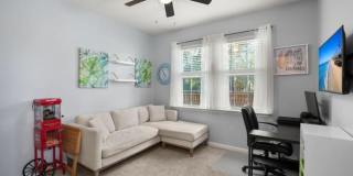 9821 English Elm Street Gallery 19