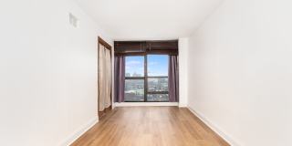 1540 N LaSalle Drive Gallery 15